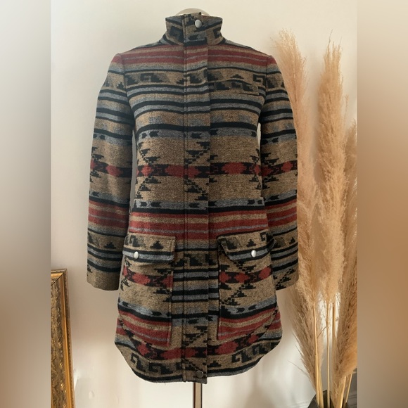 Jack by BB Dakota jacket in a size XS. Vintage inspired print and lightweight. - Picture 2 of 7